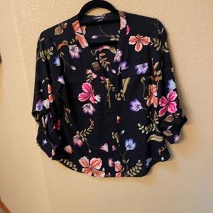 Express Floral blouse Size Small Petite